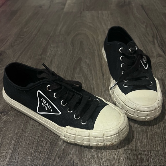 Prada woman’s sneakers - Picture 3 of 7